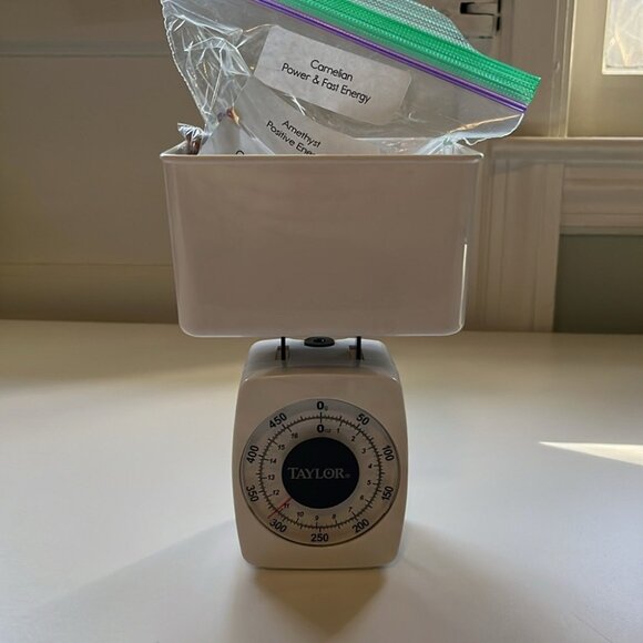 💎 Mixed Tumbled Gemstone Chips (11 oz Bag) — Amethyst • Carnelian • Green Avent - Picture 7 of 8